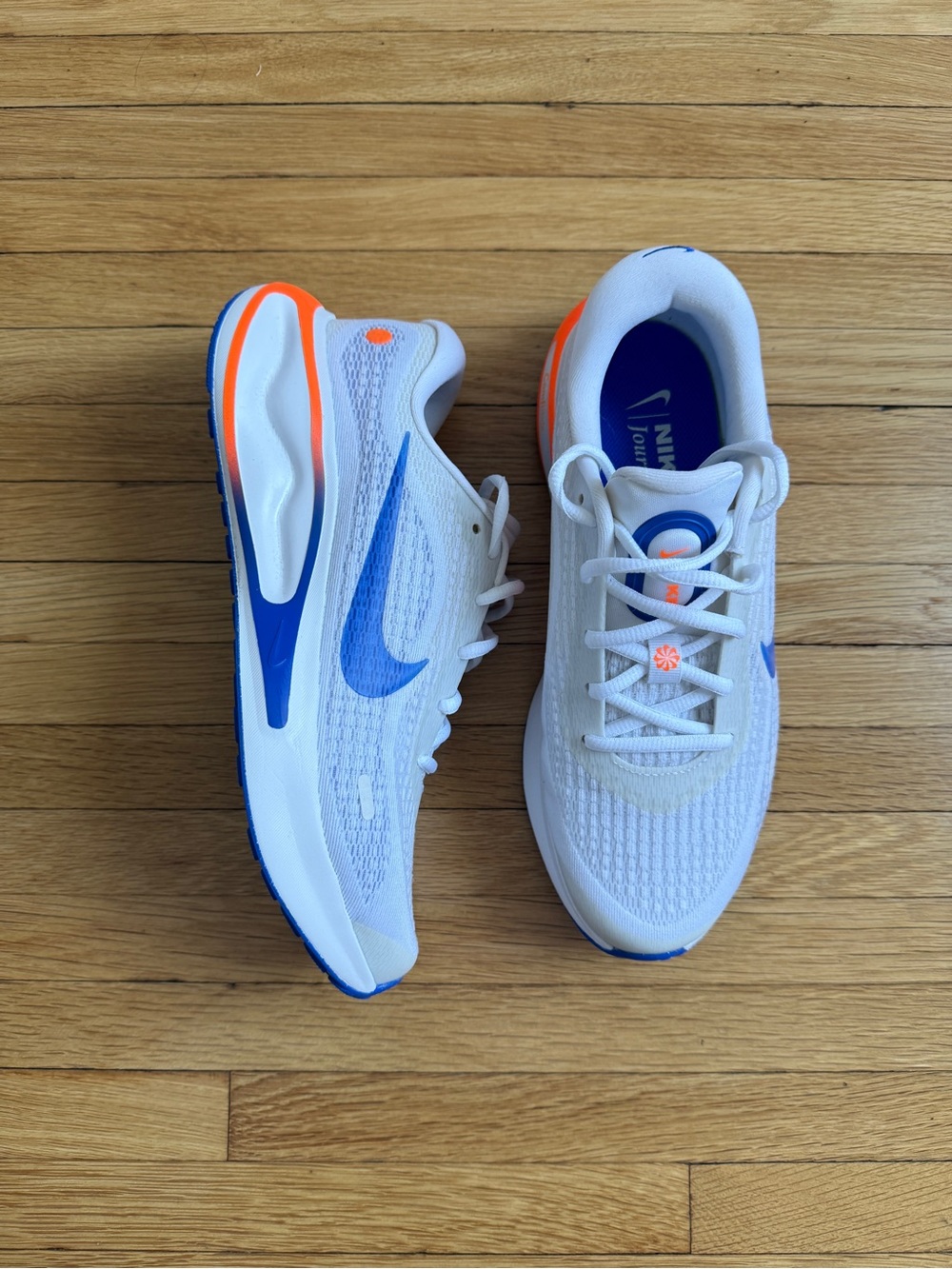 Nike Journey Road Running Sneakers